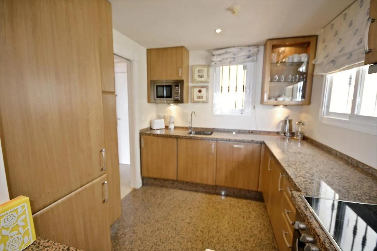 Seaside Vista Terrace: Panoramic Costa del Sol Retreat Apartment Estepona